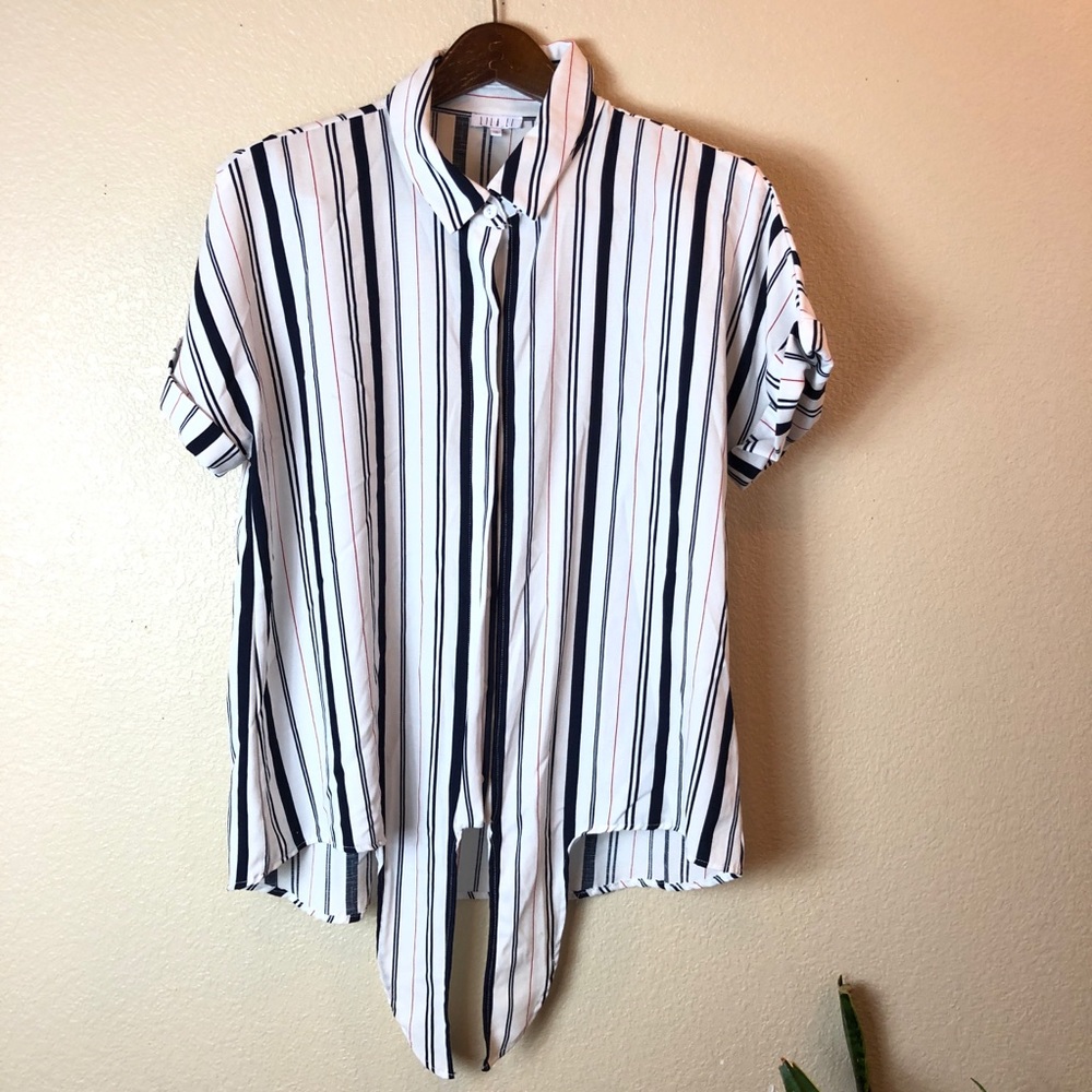 Lila Li || Striped Button Blouse